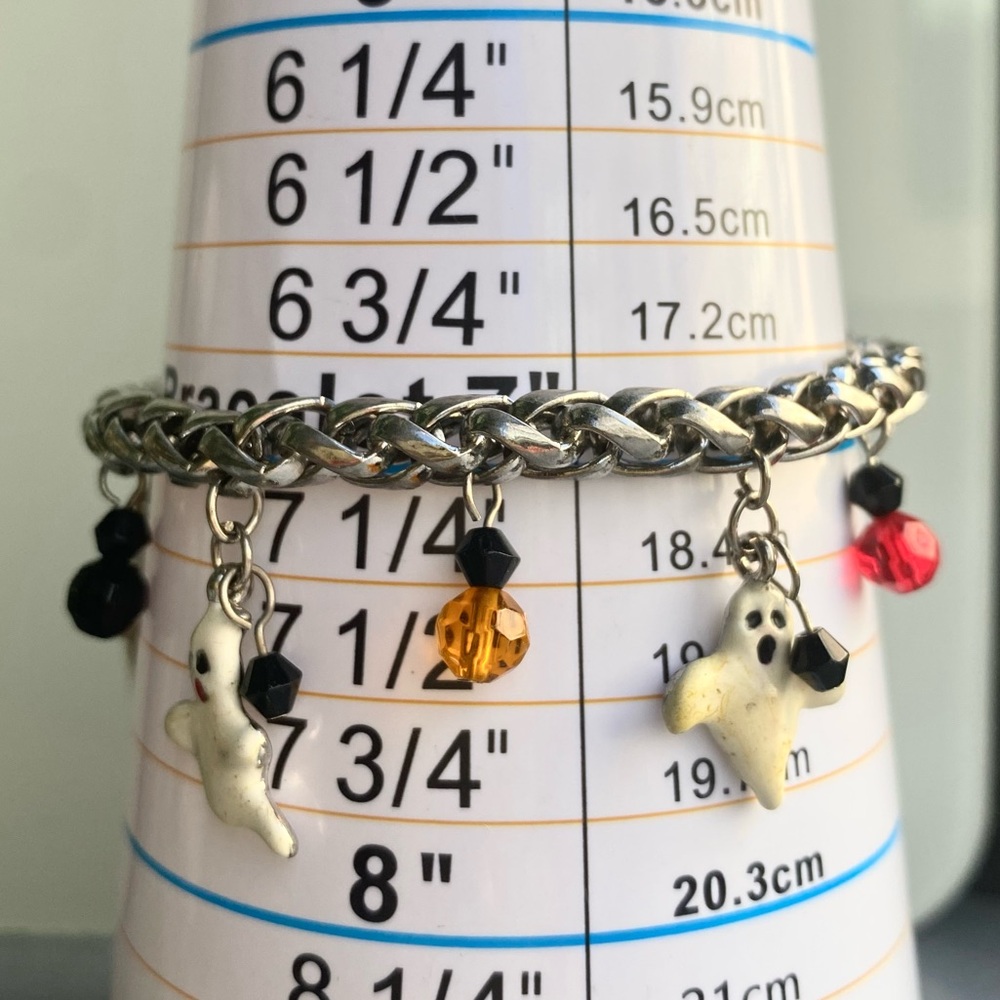 đŤSOLD OUTđŤHalloween Charm Bracelet with Enameled Ghost Charms - Picture 4 of 5